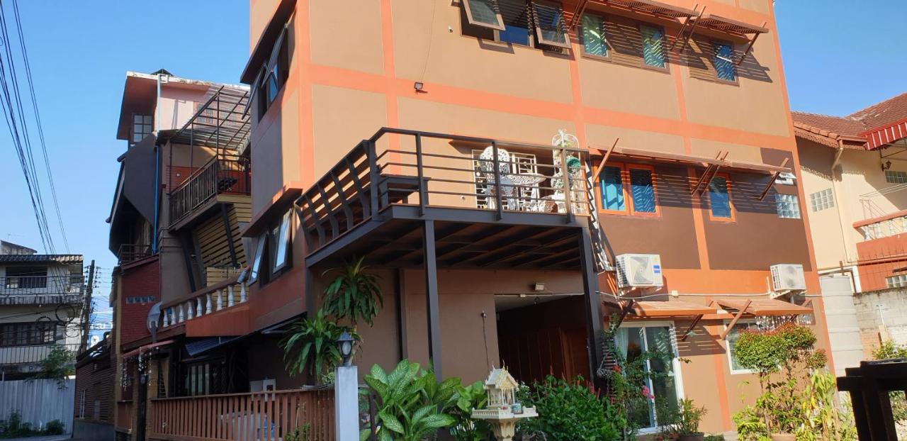 Little Guest House Hotel Chiang Mai Dış mekan fotoğraf