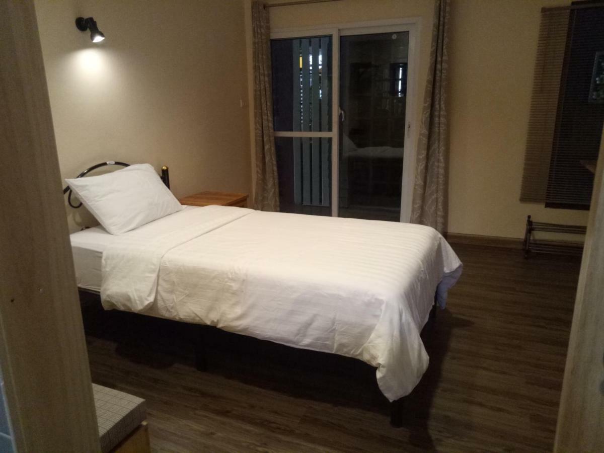 Little Guest House Hotel Chiang Mai Dış mekan fotoğraf